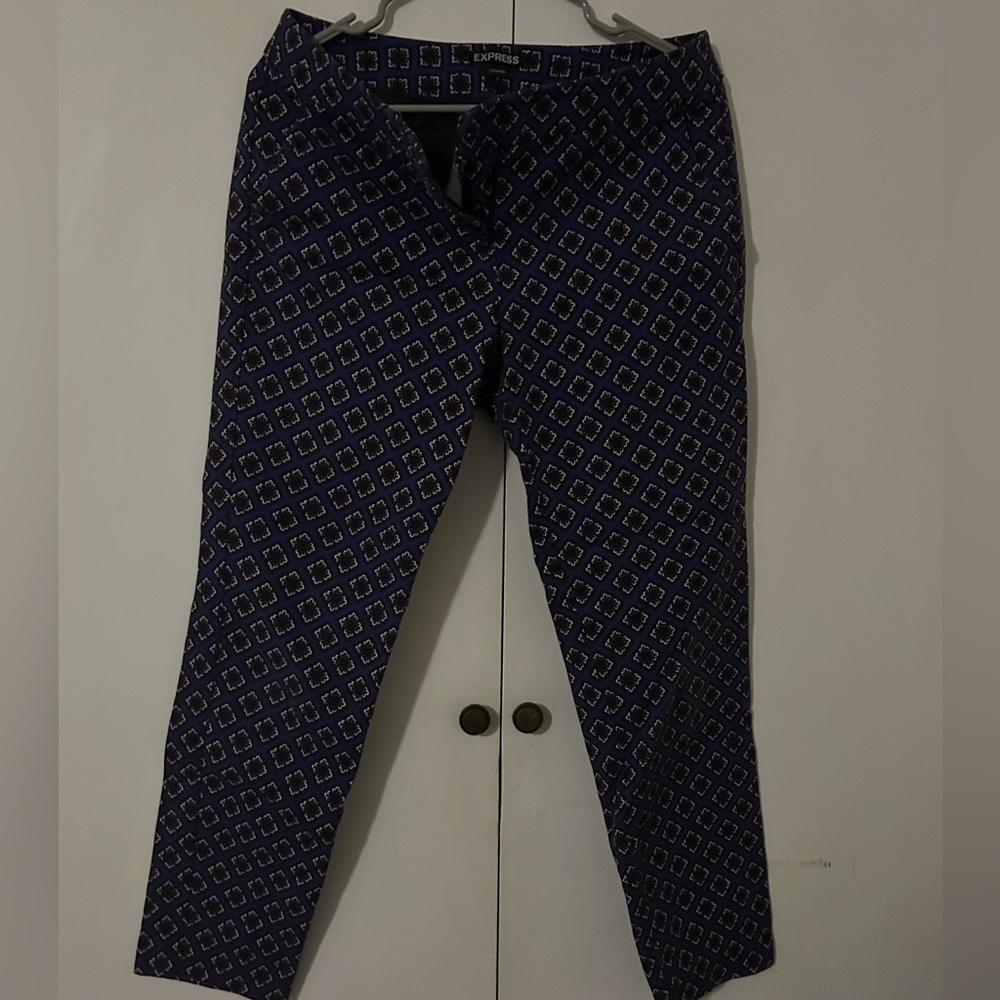 Express columnist size 6